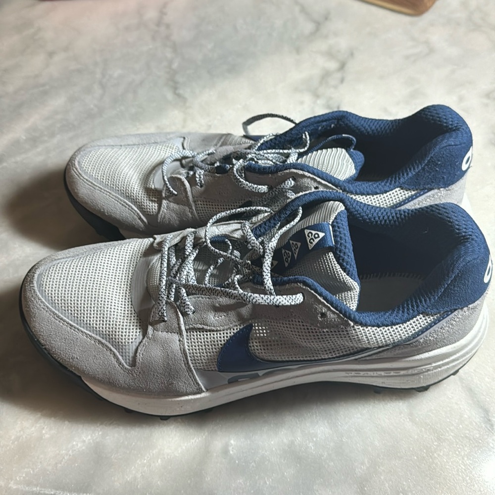 Nike ACG Lowcate Wolf Grey Navy Preowned Size 11